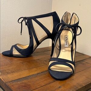 Nina Navy Blue and Cream Heels